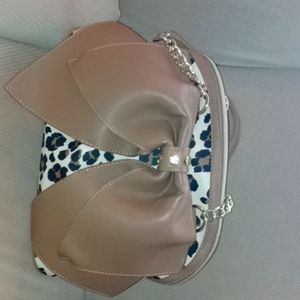 NWOT Betsey Johnson leopard print purse